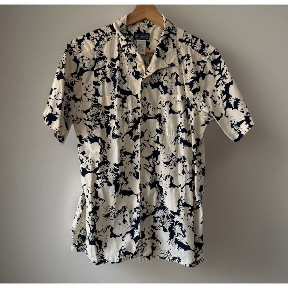 Patagonia Organic Cotton Shirt Men's Small Short Sleeve Button Up Hawaiian